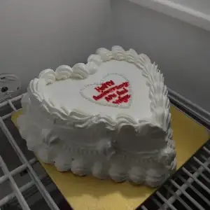 Strawberry  cake 🍰
