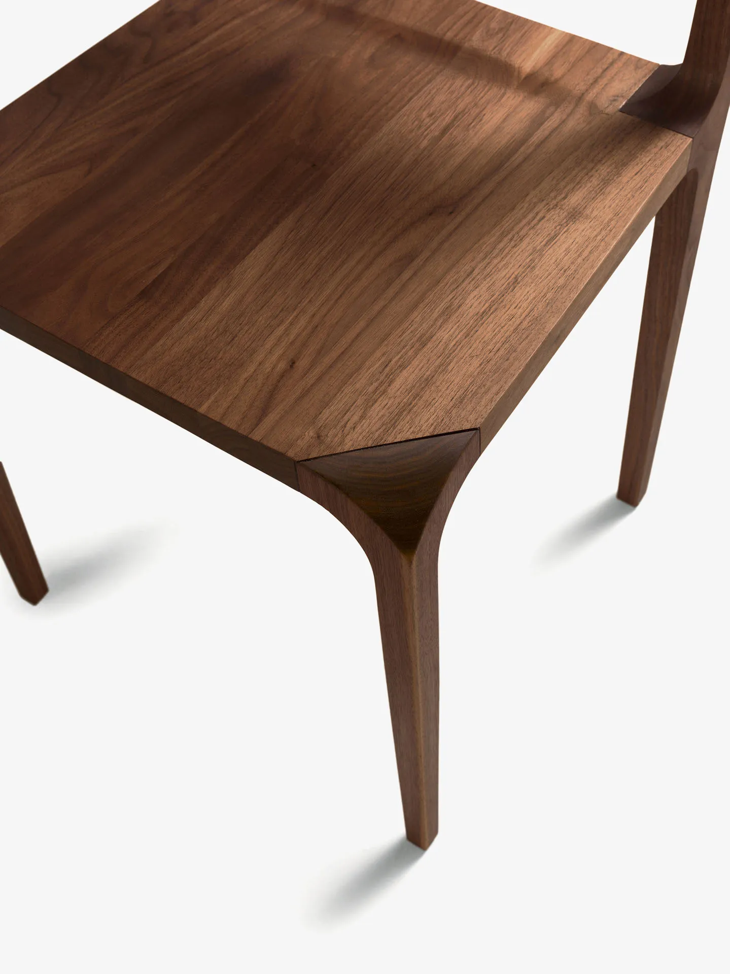 sleek-1753787723.jpg