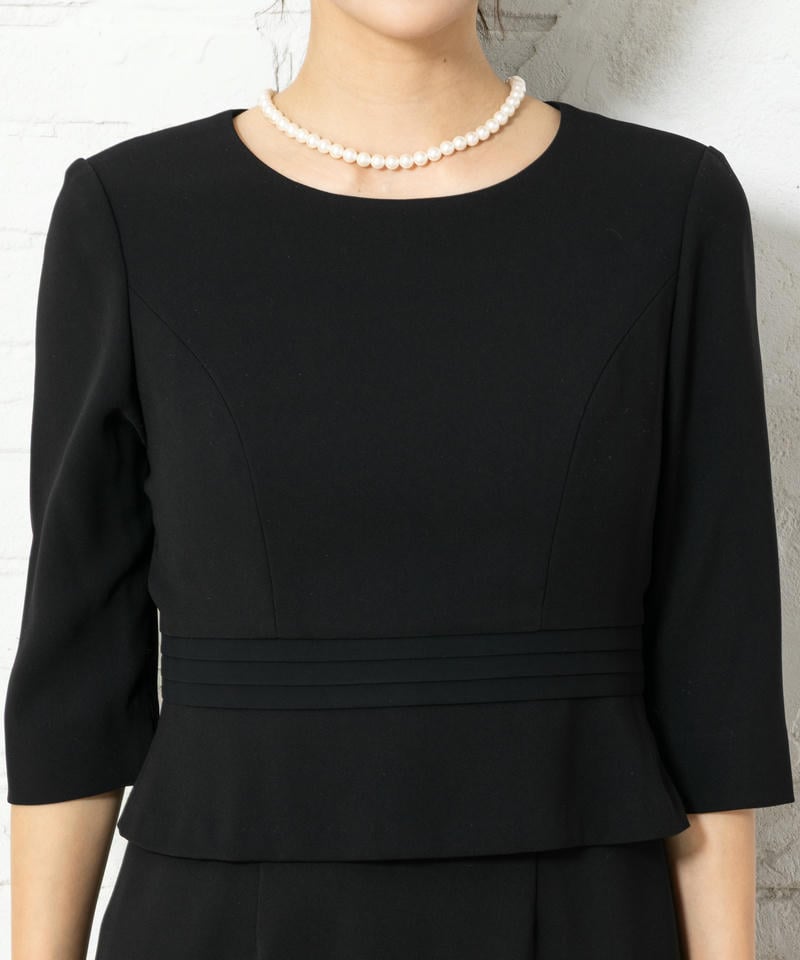 エメ　ノーカラージャケット×セットアップ風ワンピース