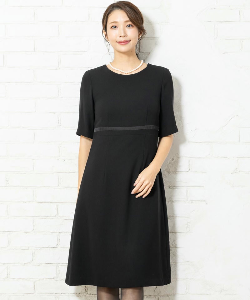 【ストッキング付9点セット】サテンラインベーシックブラックフォーマルアンサンブル