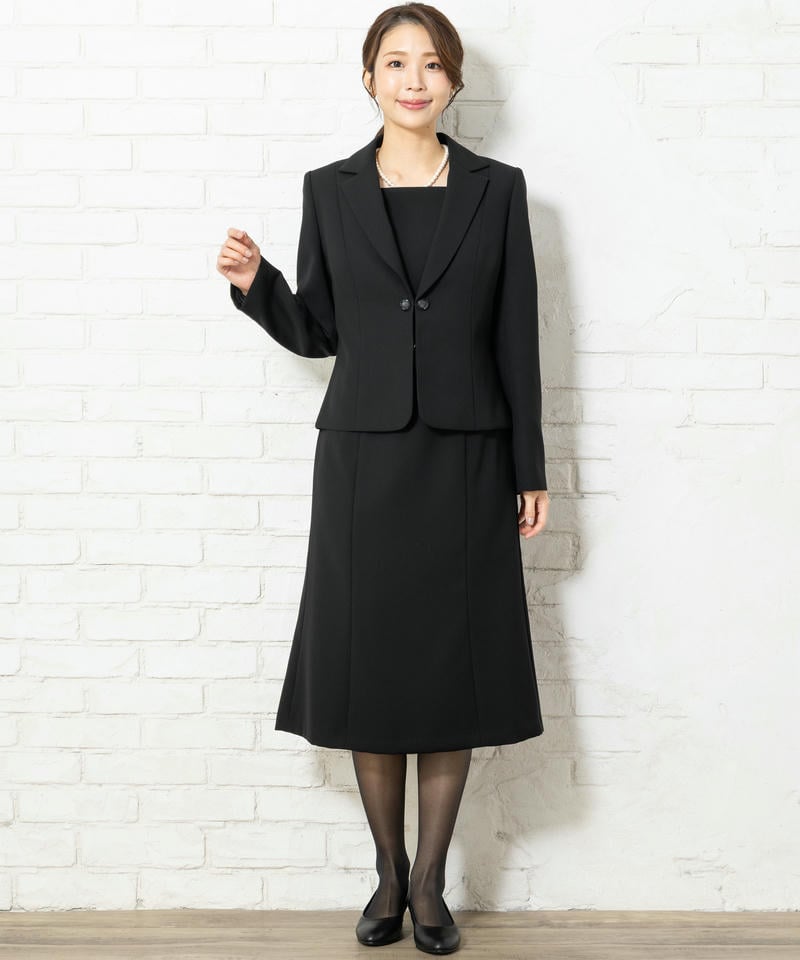 アンフィニ　飾りボタンテーラードジャケット＆アンサンブル風ワンピース