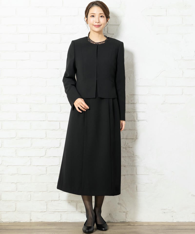 アンフィニ ベーシックノーカラージャケット&ラッセルレースワンピ―ス アンフィニ ベーシックノーカラージャケット&ラッセルレースワンピ―ス