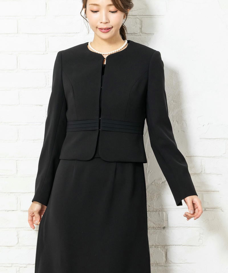 エメ　ノーカラージャケット×セットアップ風ワンピース