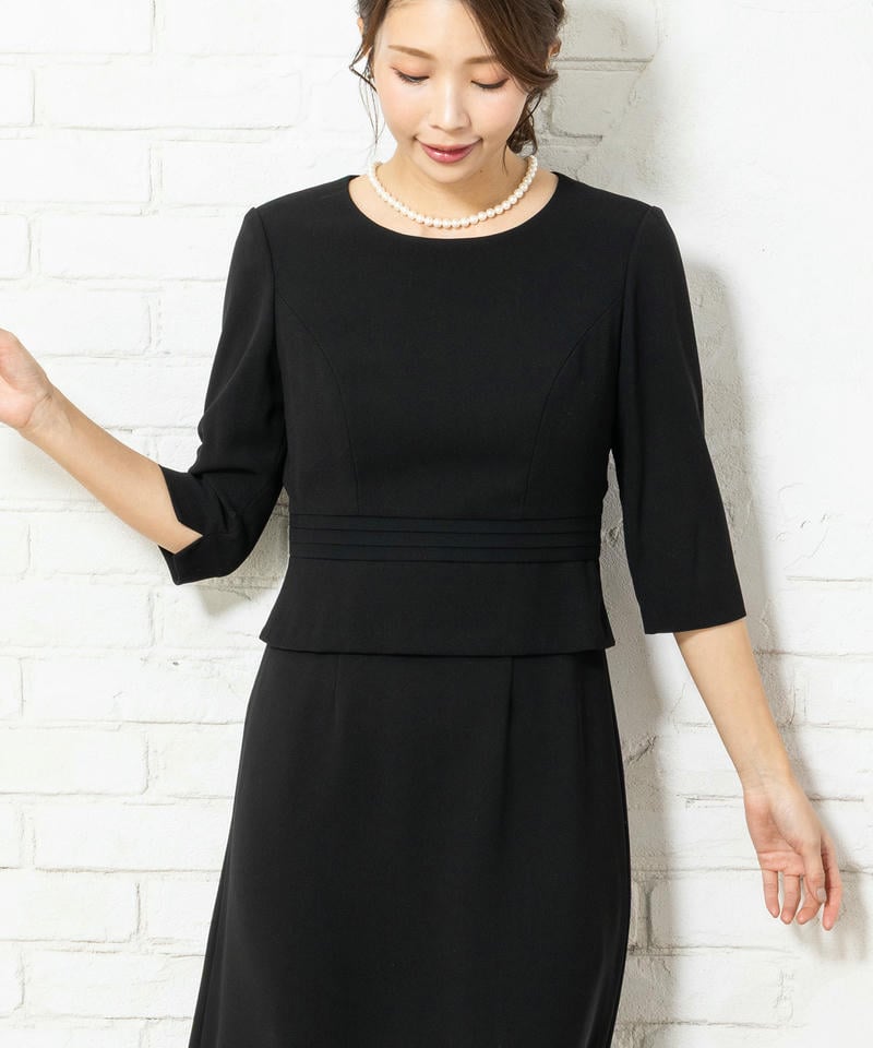 エメ　ノーカラージャケット×セットアップ風ワンピース