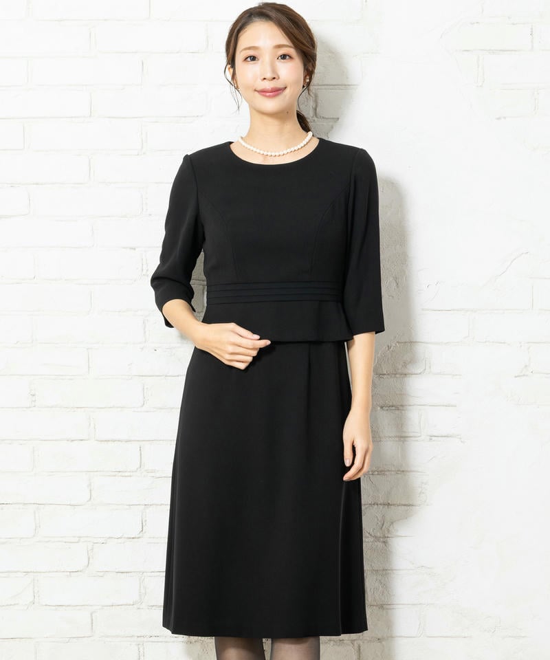 エメ　ノーカラージャケット×セットアップ風ワンピース