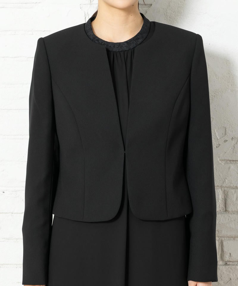 アンフィニ 二重織ジャケット&ジョーゼットレースワンピース アンフィニ 二重織ジャケット&ジョーゼットレースワンピース