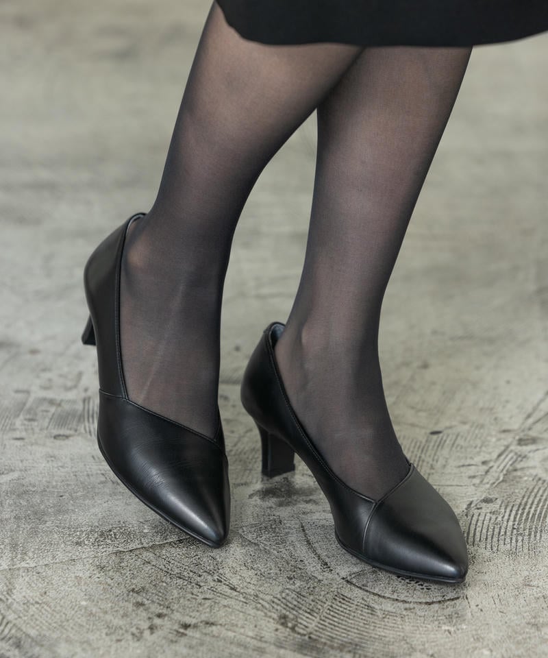 リーガル　A66WAF カットワークパンプス