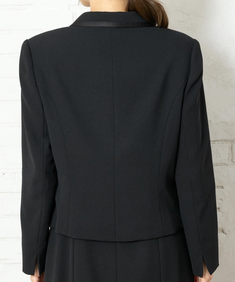 ソリテール　ショールカラーサテン切替アンサンブル