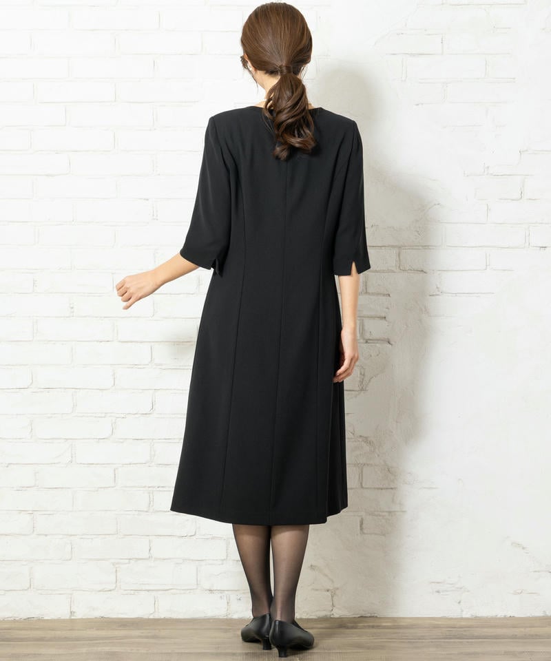 ソリテール　ショールカラーサテン切替アンサンブル