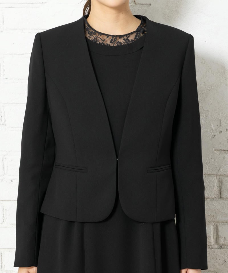 アンフィニ　ベーシックVネックジャケット＆ラッセルレースワンピース