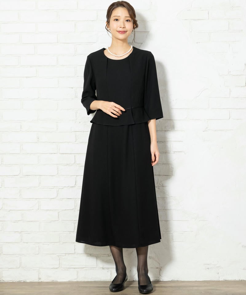 ソリテール　セミスタンドカラ―1つボタンジャケット＆レイヤードロングワンピース