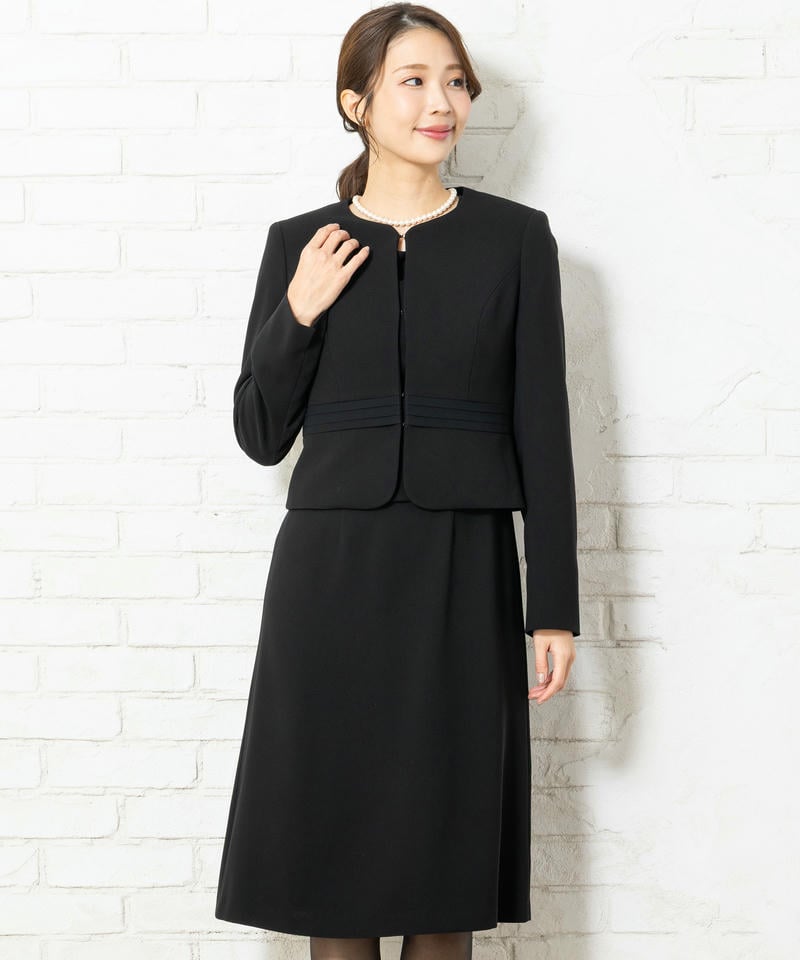 エメ　ノーカラージャケット×セットアップ風ワンピース