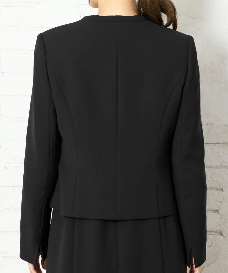 アンフィニ　ベーシックVネックジャケット＆ラッセルレースワンピース