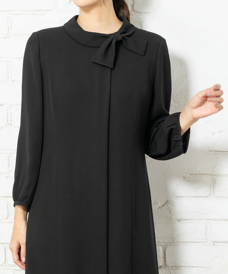 アンフィニ　ベーシックノーカラージャケット＆ジョーゼットリボンワンピース