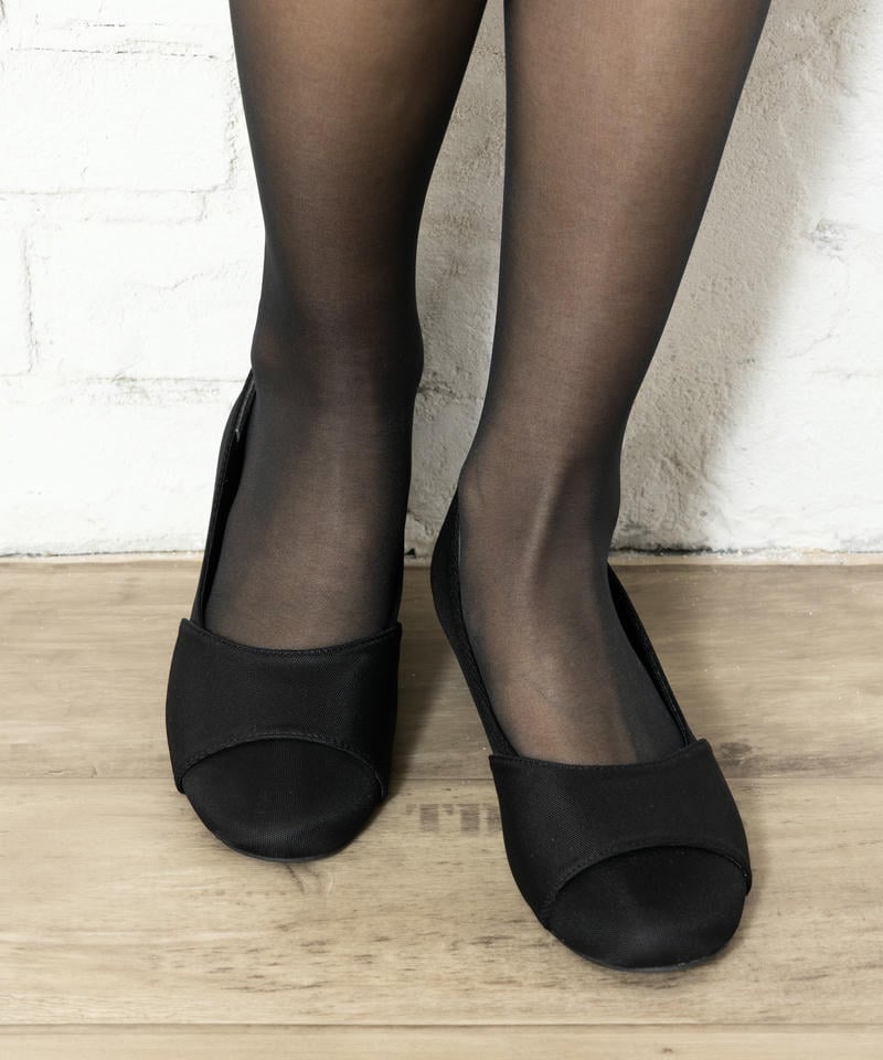 ラウンドトゥパンプス