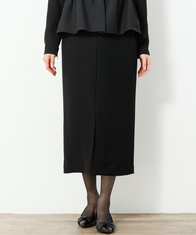 ラネリ ペプラムデザインセットアップ風ワンピース ラネリ ペプラムデザインセットアップ風ワンピース