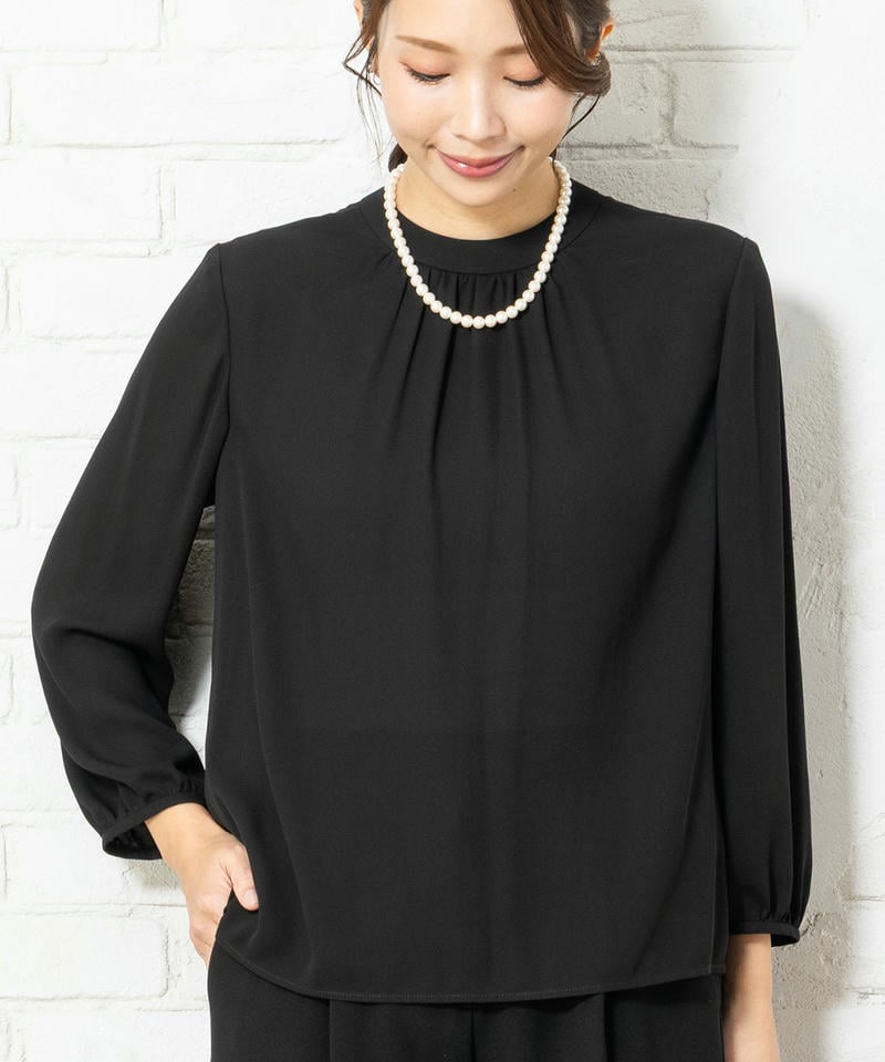 アンフィニ 【ショート丈】Vネックジャケット&ジョーゼットブラウス&テーパードパンツスーツ アンフィニ 【ショート丈】Vネックジャケット&ジョーゼットブラウス&テーパードパンツスーツ