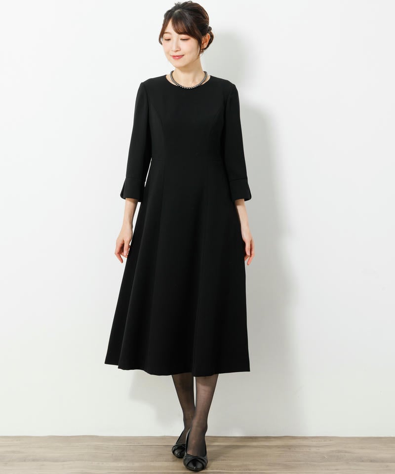 アンフィニ　ベーシックノーカラージャケット＆ロングフレアーワンピース