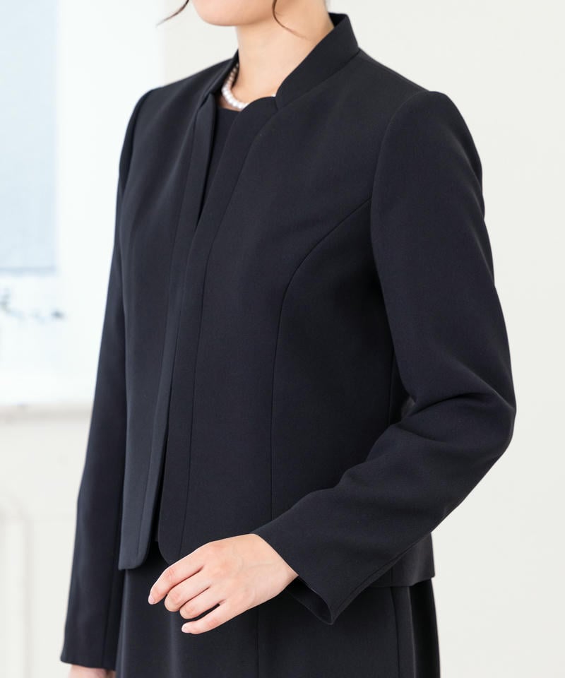 カレット　ダブルスタンドカラージャケット＆セットアップ風セミタイトワンピース/M(9号)