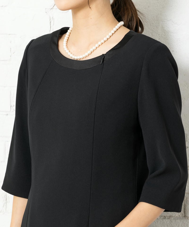 ソリテール　ショールカラーサテン切替アンサンブル