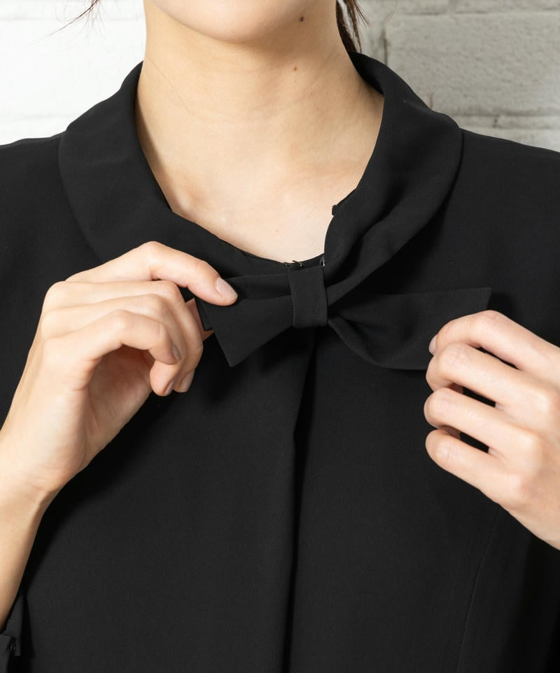 アンフィニ　ベーシックノーカラージャケット＆ジョーゼットリボンワンピース