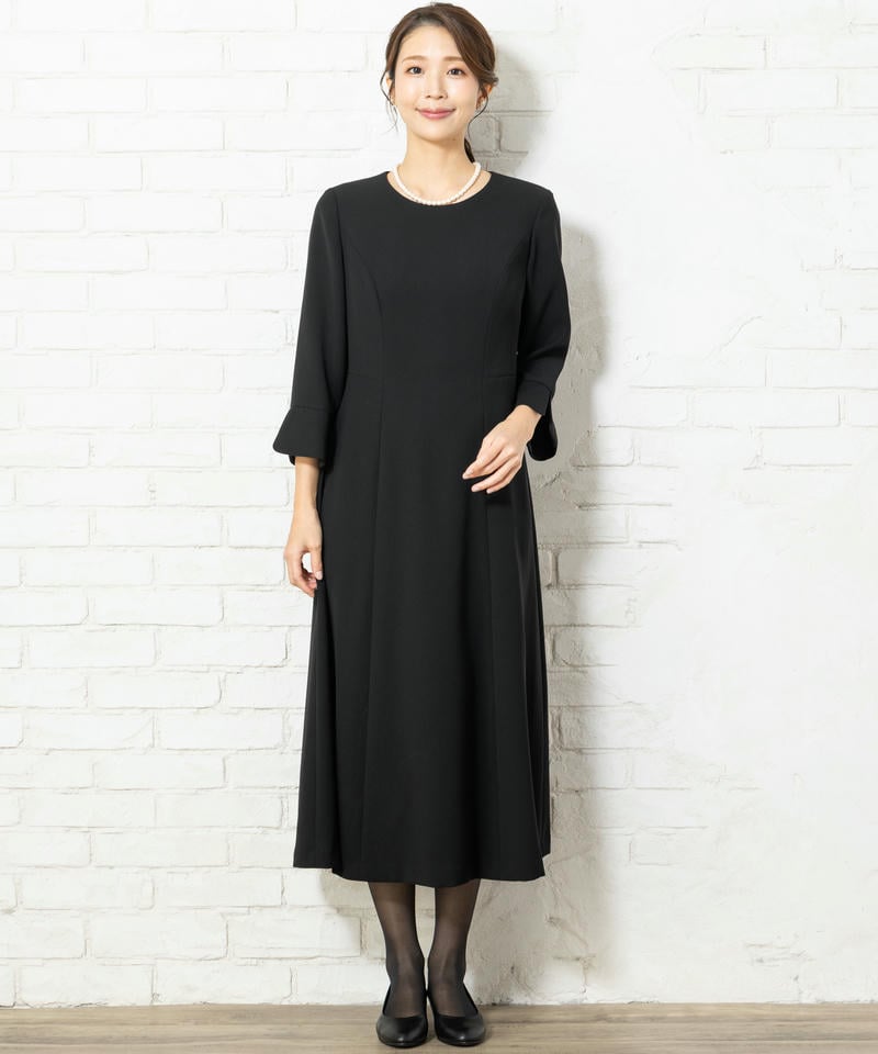 アンフィニ　リボン付きファスナーロングフレアワンピース/M(9号)