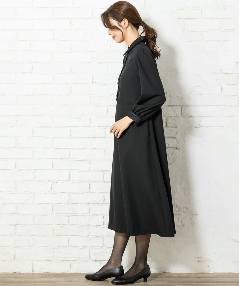 胸元レース切替デザインブラックフォーマルワンピース 胸元レース切替デザインブラックフォーマルワンピース