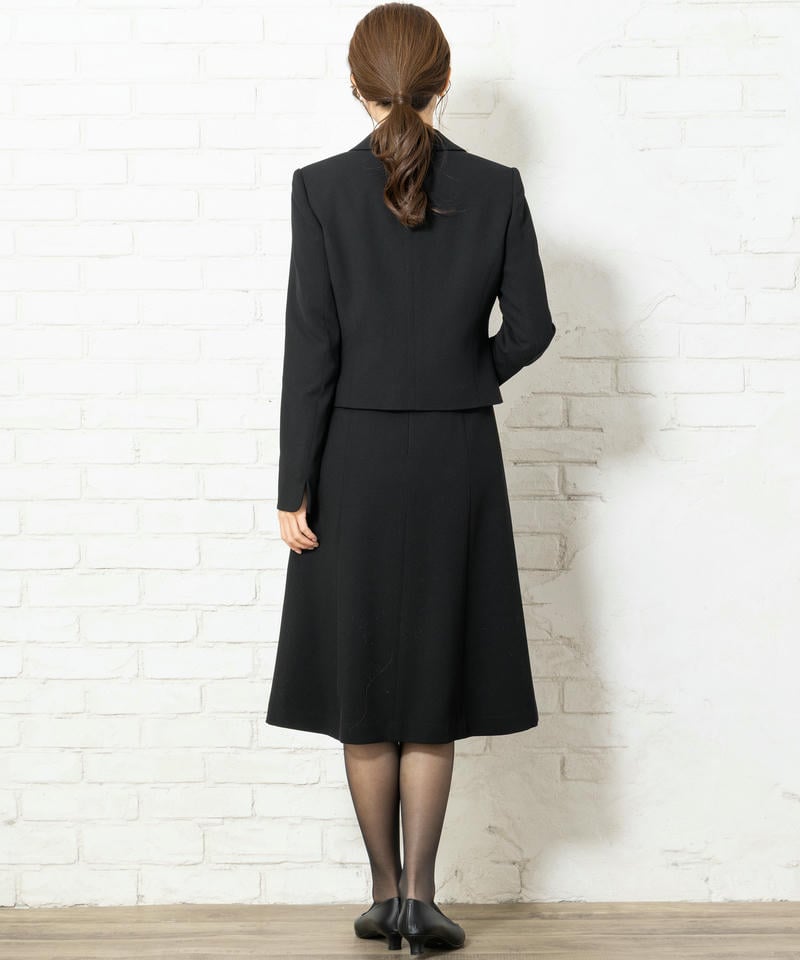 ショールカラージャケット&セミフレアワンピース