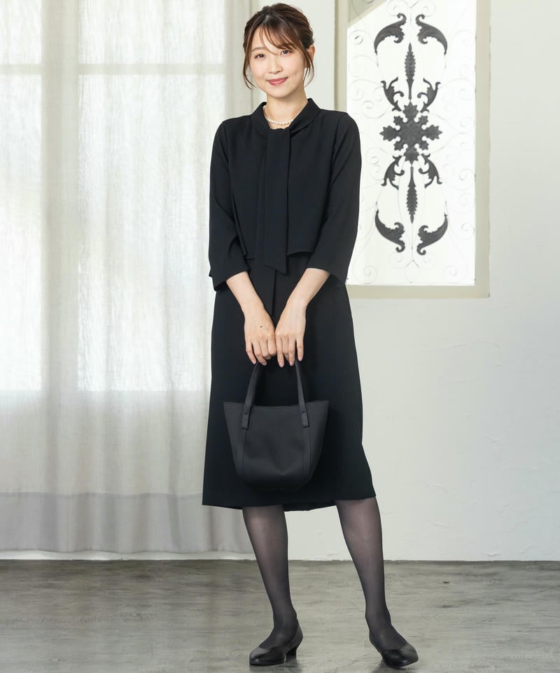 岩佐　パフィー・ラウンドフォルムバッグ
