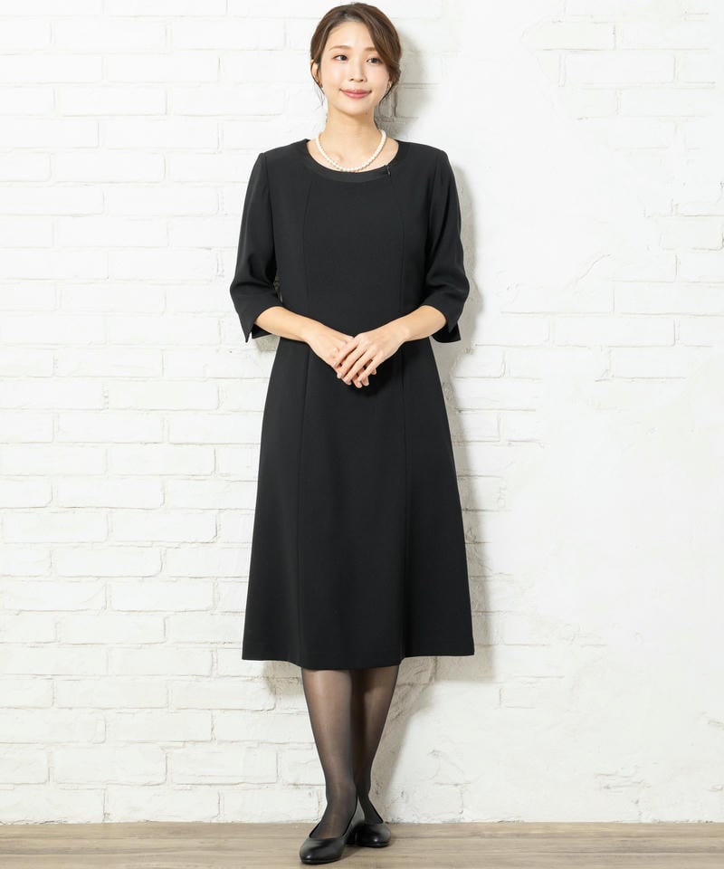 ソリテール　ショールカラーサテン切替アンサンブル