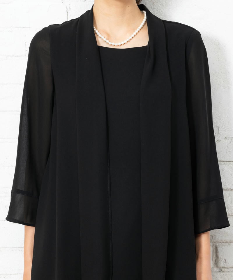 ブリリアントアデュール　羽織ガウン風ワンピース