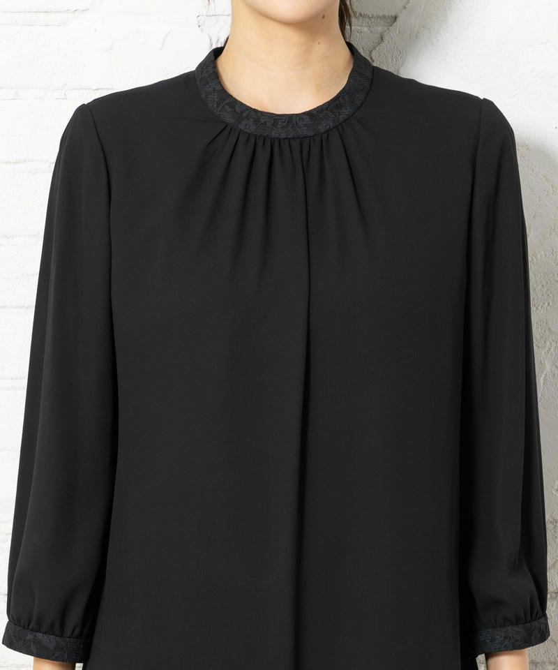 アンフィニ 二重織ジャケット&ジョーゼットレースワンピース アンフィニ 二重織ジャケット&ジョーゼットレースワンピース