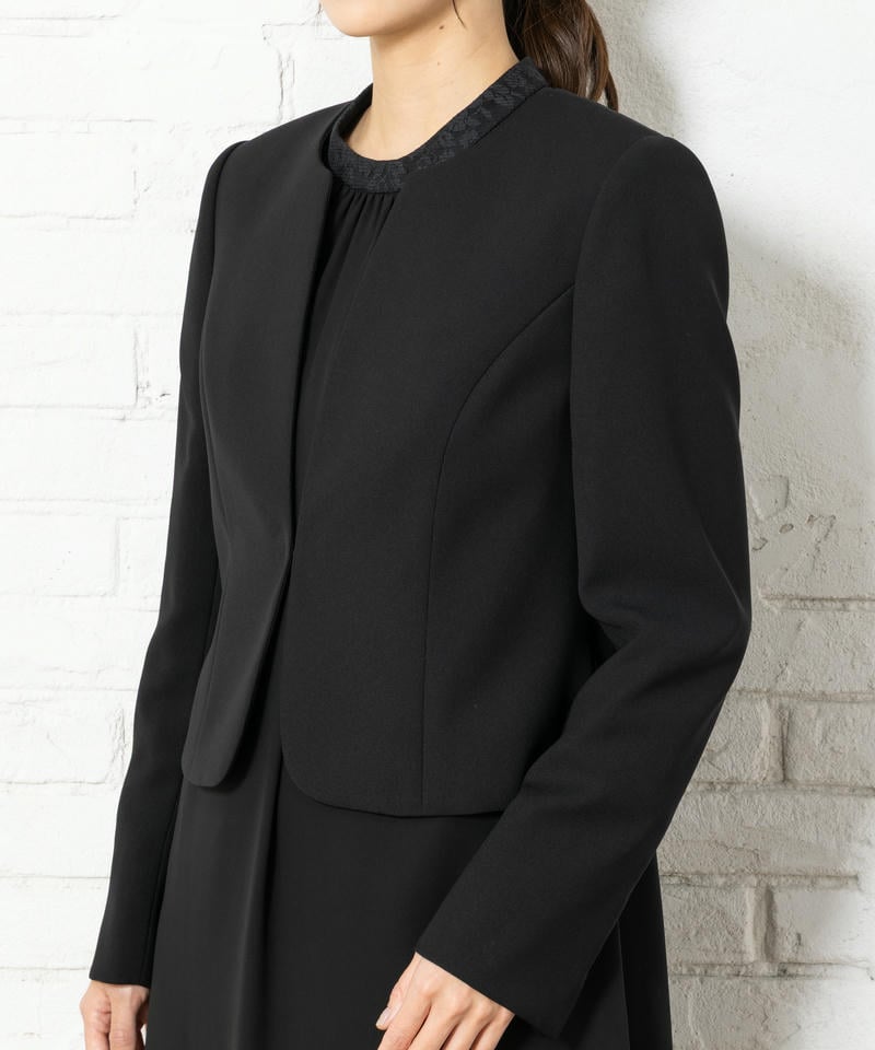 アンフィニ 二重織ジャケット&ジョーゼットレースワンピース アンフィニ 二重織ジャケット&ジョーゼットレースワンピース