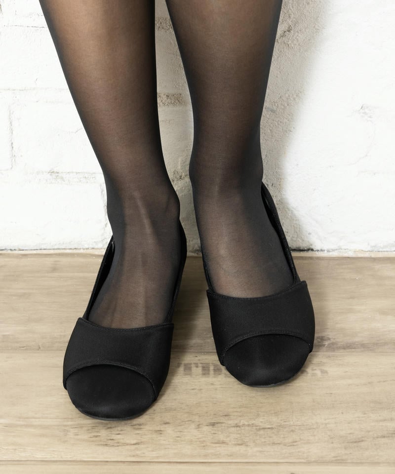 ラウンドトゥパンプス