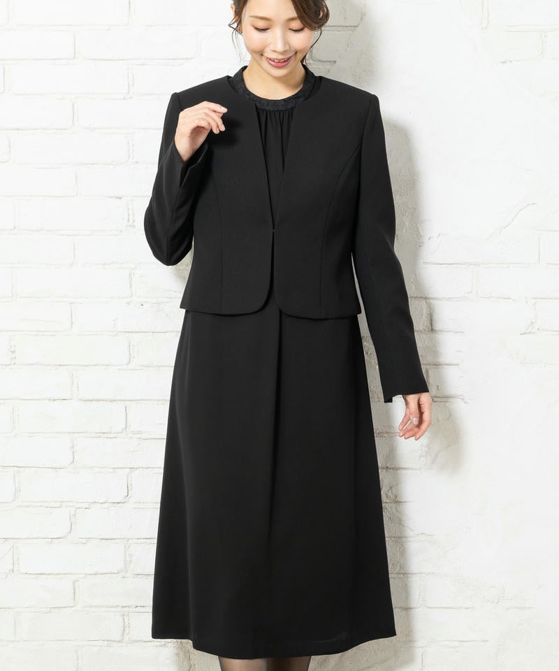 アンフィニ 二重織ジャケット&ジョーゼットレースワンピース アンフィニ 二重織ジャケット&ジョーゼットレースワンピース