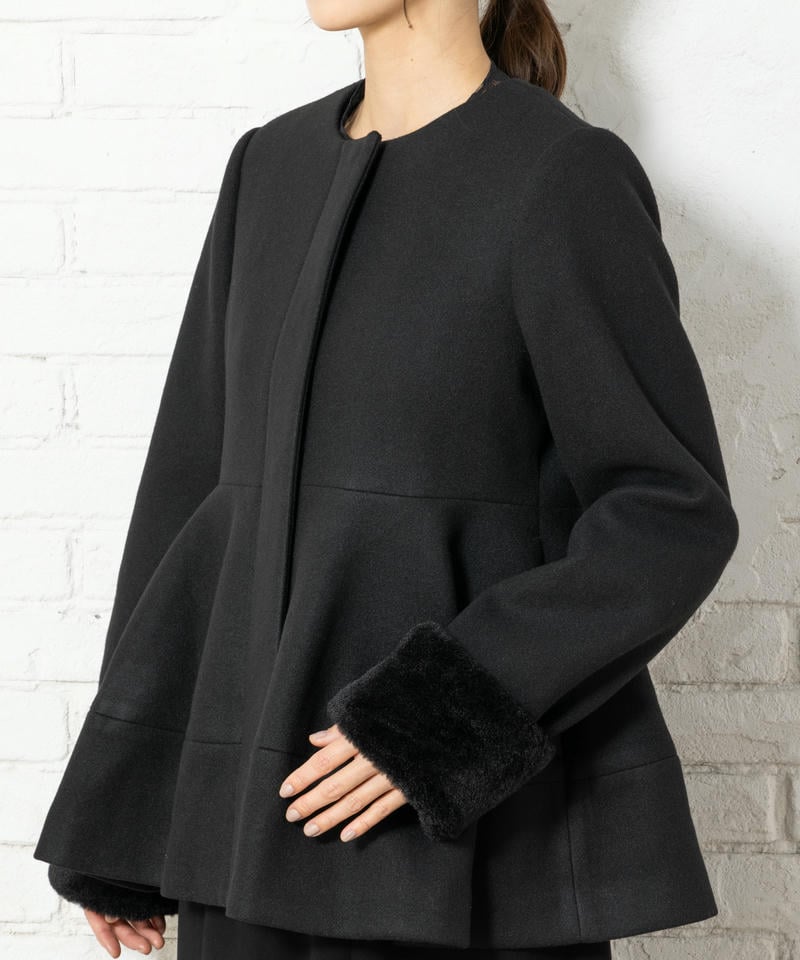 ルイルエブティック メルトンペプラムショートコート ルイルエブティック メルトンペプラムショートコート