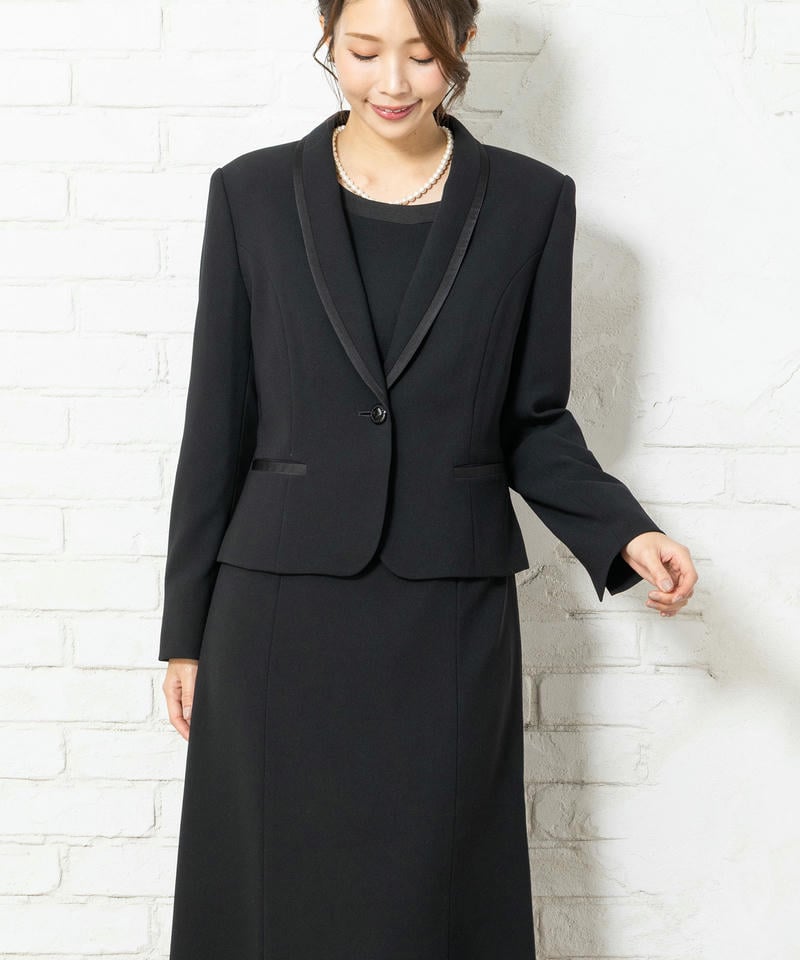 ソリテール　ショールカラーサテン切替アンサンブル