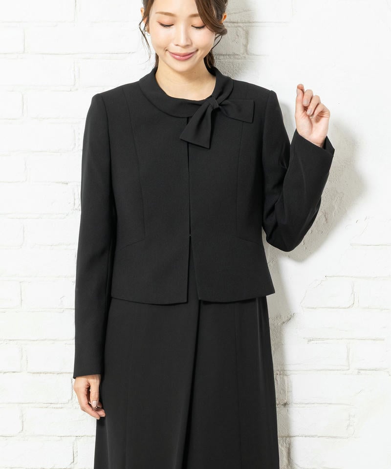 アンフィニ　ベーシックノーカラージャケット＆ジョーゼットリボンワンピース