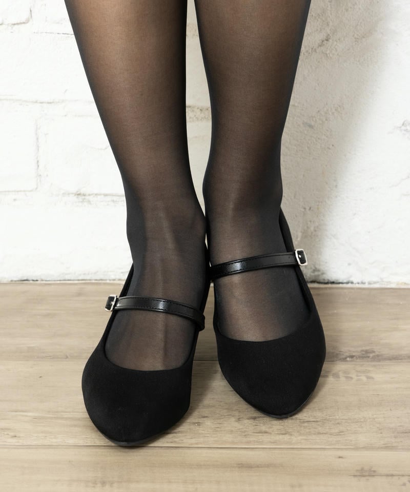 ストラップサテンパンプス