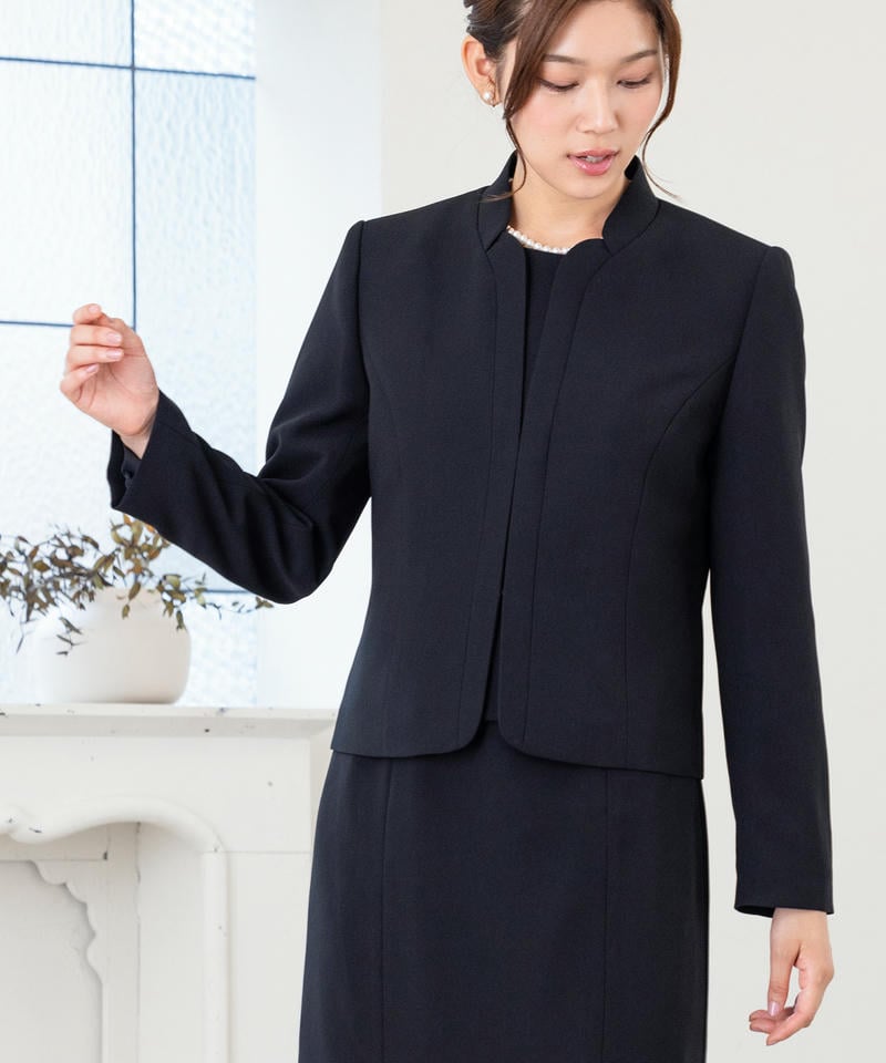 カレット　ダブルスタンドカラージャケット＆セットアップ風セミタイトワンピース/M(9号)