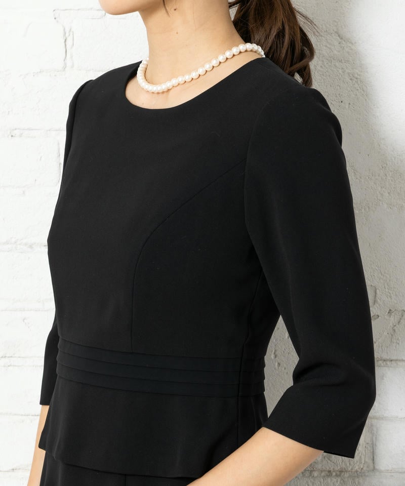 エメ　ノーカラージャケット×セットアップ風ワンピース