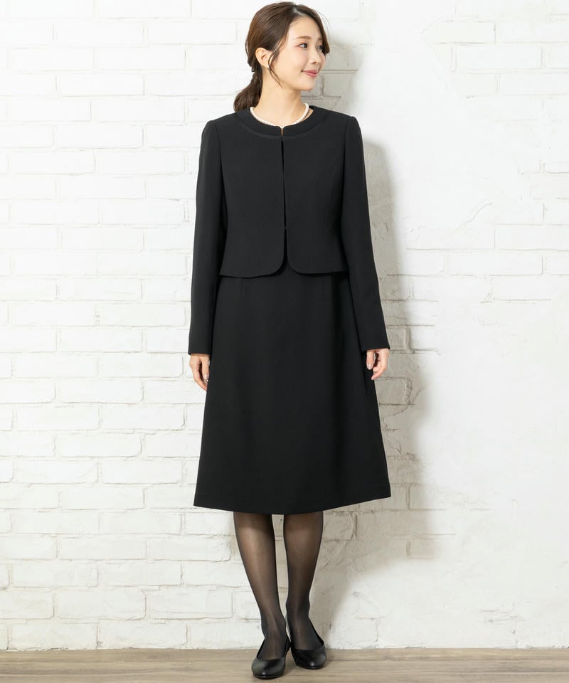 ソリテール【8点セット】サテン切り替えノーカラージャケットアンサンブルセット