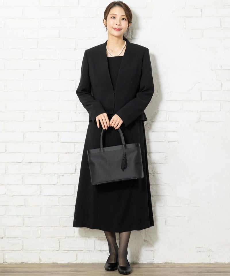 岩佐　タッセル付き三室構造トートバッグ