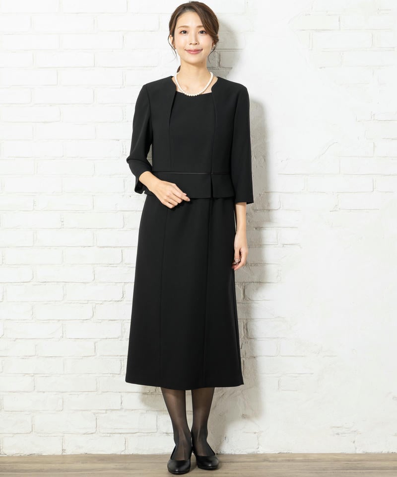 サテン二重襟ジャケット&セットアップ風ミディ丈Iラインワンピース サテン二重襟ジャケット&セットアップ風ミディ丈Iラインワンピース