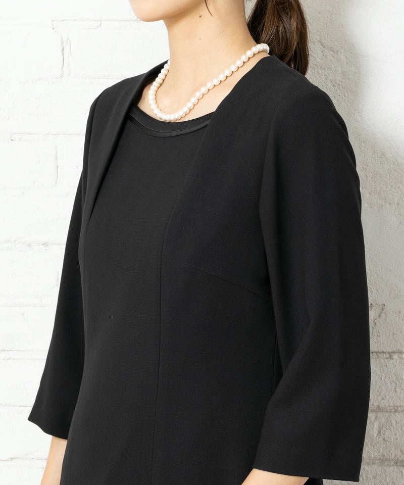 アンフィニ　バーズアイ・サテン切替ジャケット＆ベーシックストレッチワンピース