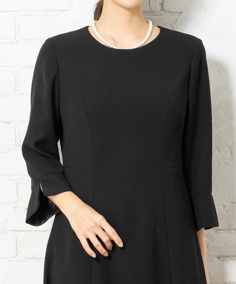 アンフィニ　リボン付きファスナーロングフレアワンピース/M(9号)