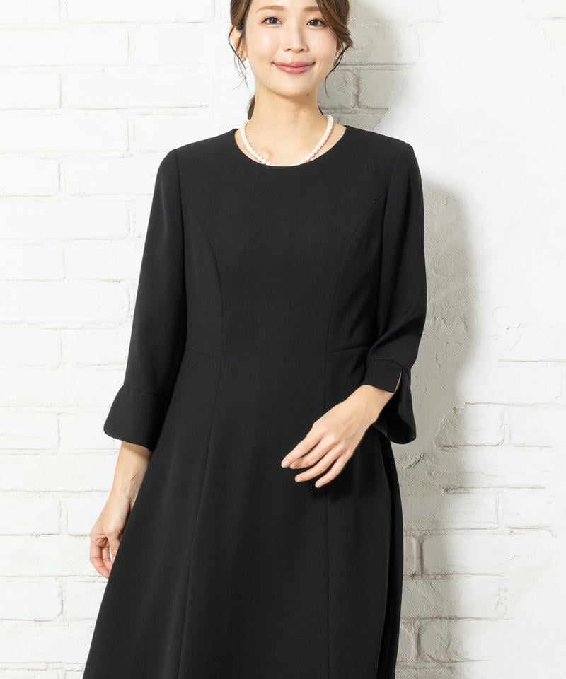 アンフィニ リボン付きファスナーロングフレアワンピース/M(9号) アンフィニ リボン付きファスナーロングフレアワンピース/M(9号)