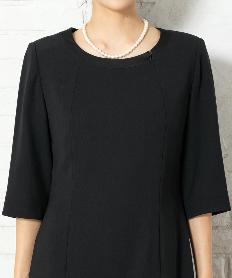 ソリテール　ショールカラーサテン切替アンサンブル