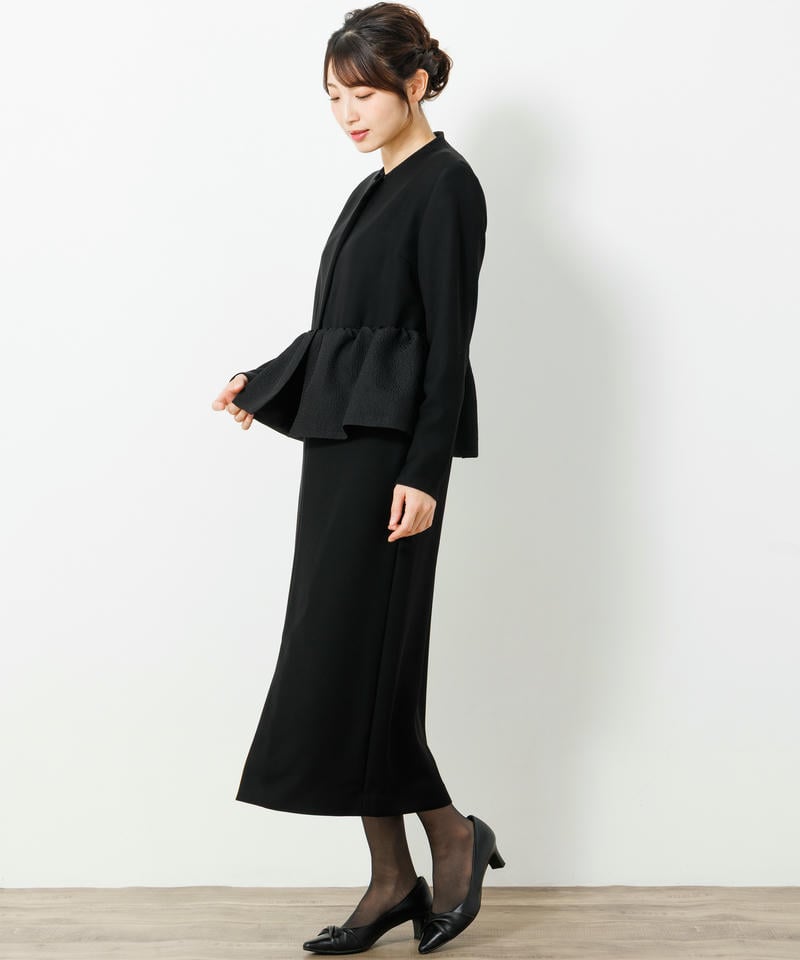 ラネリ ペプラムデザインセットアップ風ワンピース ラネリ ペプラムデザインセットアップ風ワンピース