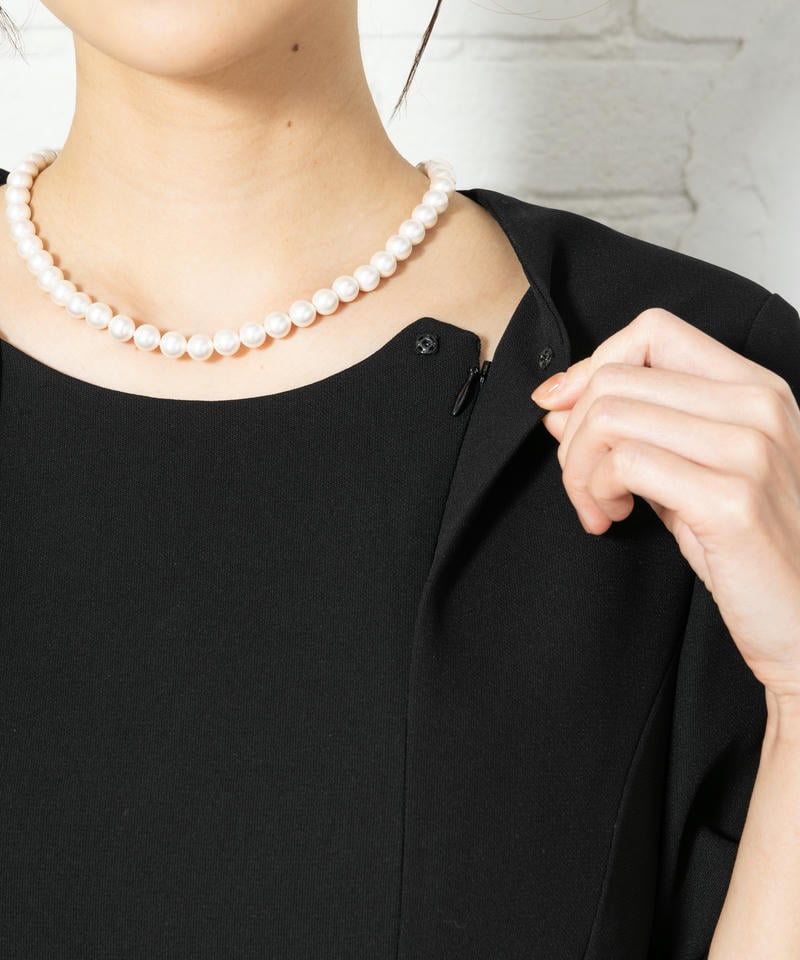 ソリテール　セミスタンドカラ―1つボタンジャケット＆レイヤードロングワンピース